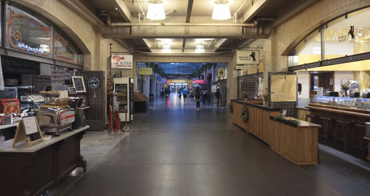 Dentro del ferry Building en San Francisco