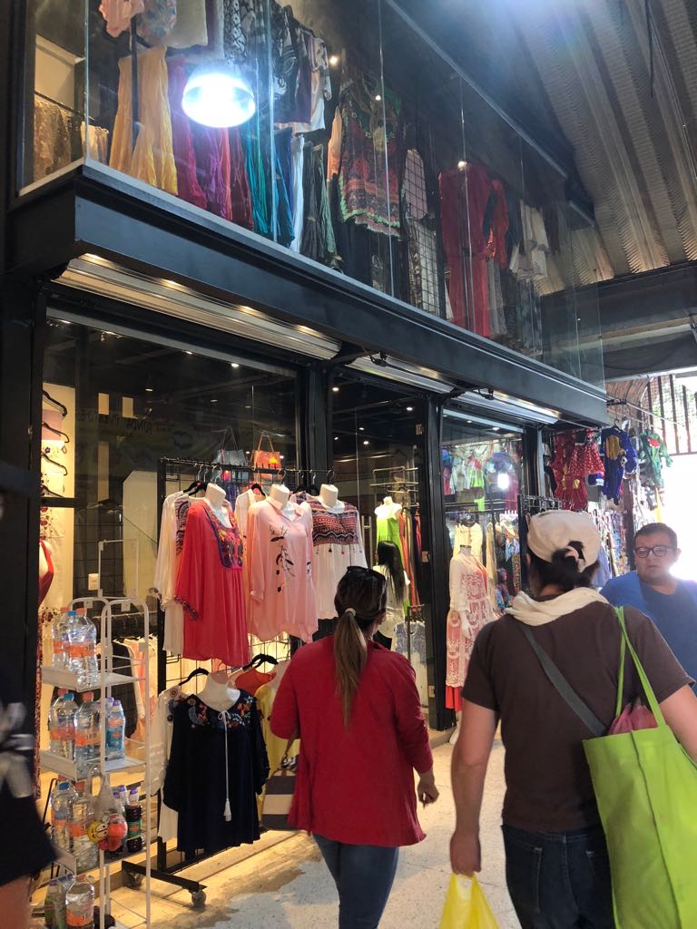 Suplidores De Ropa En Los Angeles