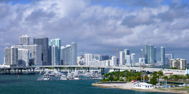 Rastros De Autos En Miami Florida