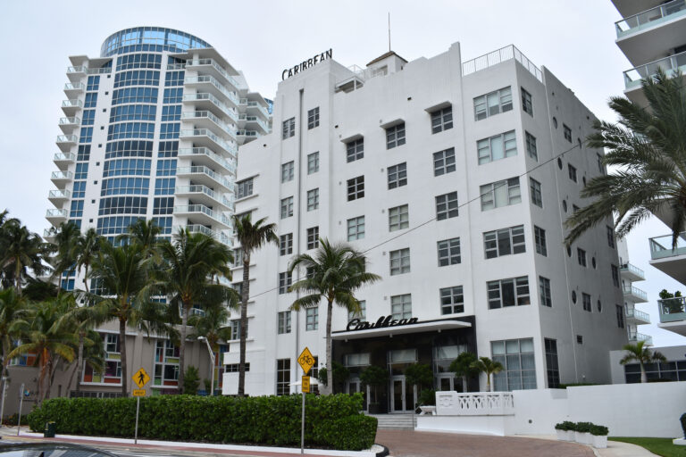 Tienda Psycho Bunny En Miami